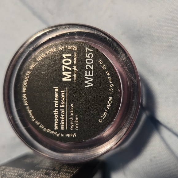 Avon-Smooth Mineral Eyeshadow in 'Midnight Mauve' Full Size Discontinued - Picture 7 of 10
